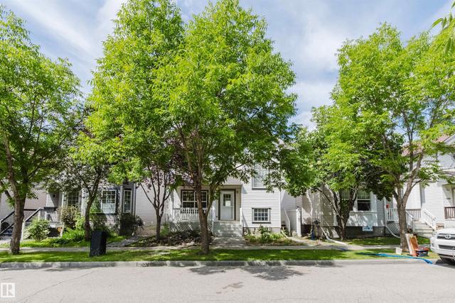 1686 TOMPKINS Wynd NW  Edmonton, AB T6R 2Y4