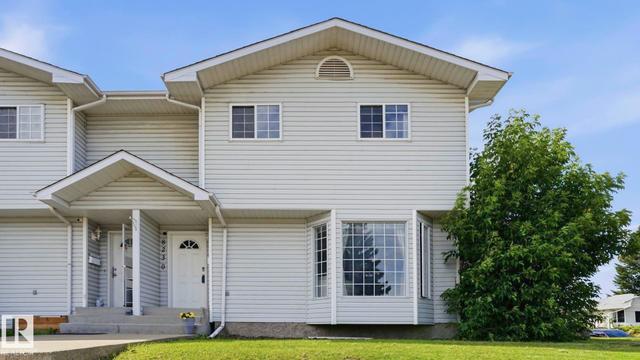 8230 71 Street NW  Edmonton, AB T6B 1X2