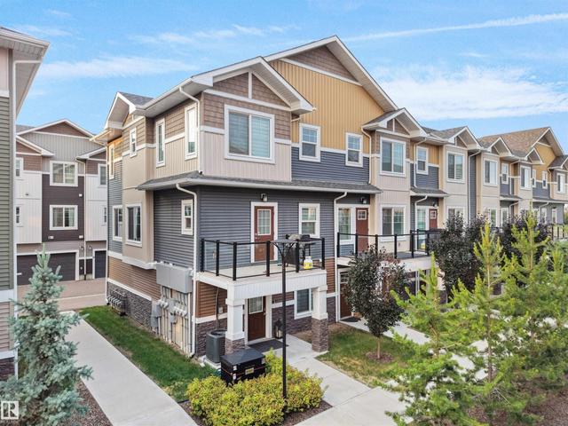 #31 230 EDGEMONT RD NW NW  Edmonton, AB T6M 0Y8