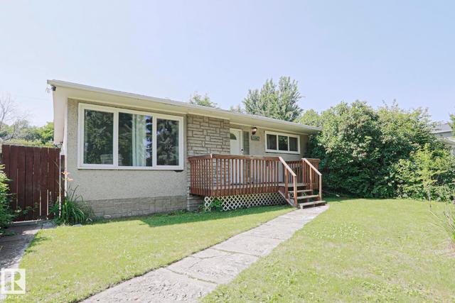 11142 51 Street NW  Edmonton, AB T5W 3E6