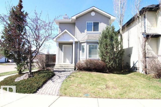 744 88 Street SW  Edmonton, AB T6X 1C4