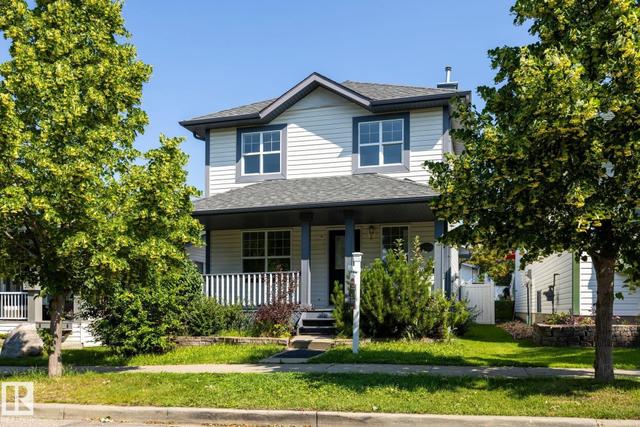 2076 TANNER Wynd NW  Edmonton, AB T6R 2S4