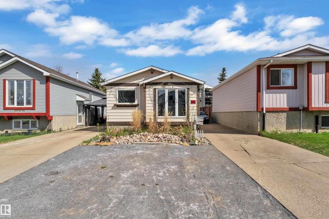 4536 35A Avenue NW  Edmonton, AB T5L 4T1