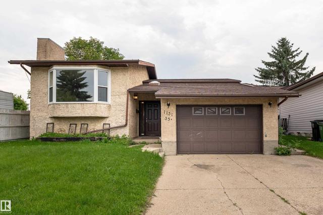 1131 35A Street NW  Edmonton, AB T6L 2L4