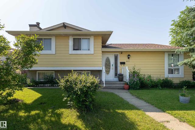 611 KIRKNESS Road NW  Edmonton, AB T5Y 2L5
