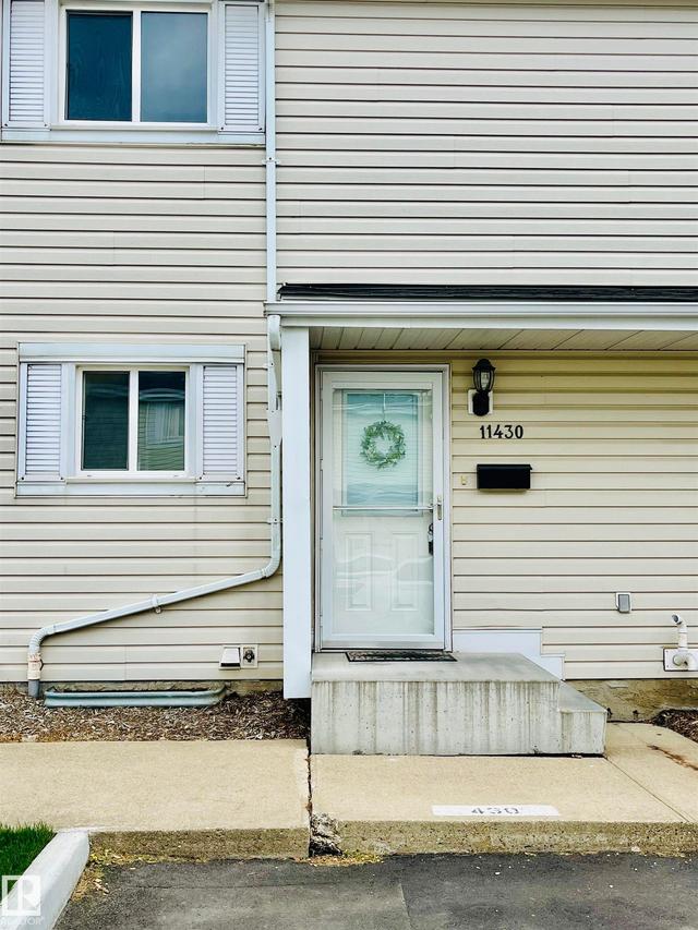 11430 139 Avenue NW  Edmonton, AB T5X 3L4