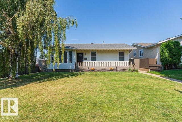 3612 18 Avenue NW  Edmonton, AB T6L 3C2