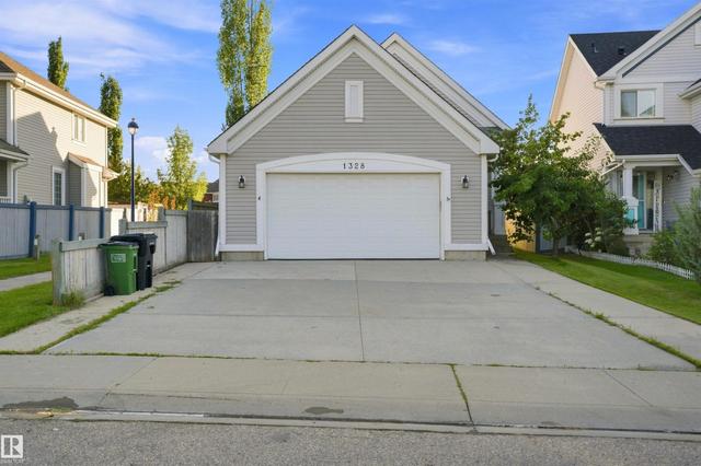 1328 80 Street SW  Edmonton, AB T6X 1H4