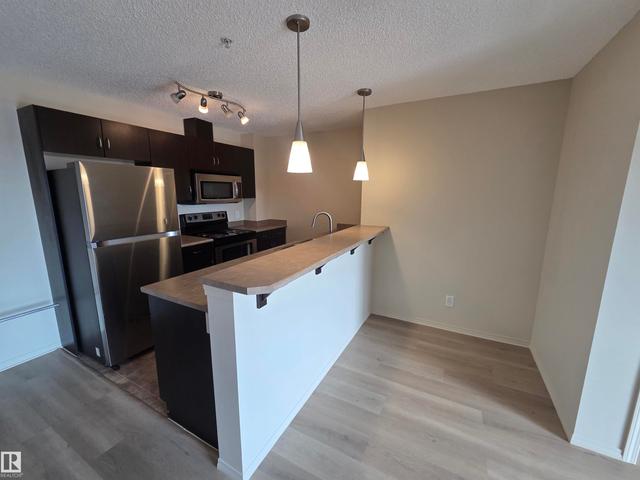 #223 1180 HYNDMAN RD NW  Edmonton, AB T5A 0P8
