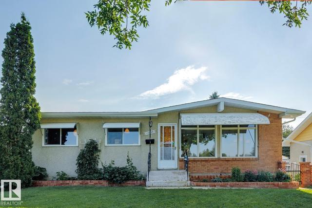 12835 91 Street NW  Edmonton, AB T5E 3P4