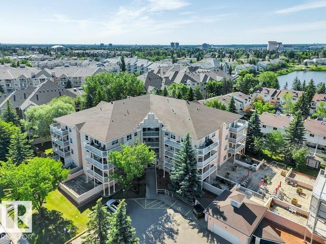 #404E 17511 98A AV NW  Edmonton, AB T5T 6A2