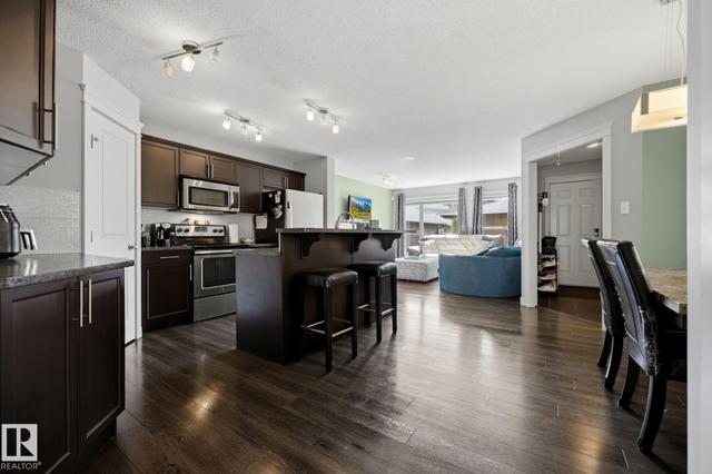 2020 GLENRIDDING GATE Gate SW  Edmonton, AB T6W 2H3