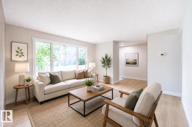 14 AMBERLY Court NW  Edmonton, AB T5A 2H9