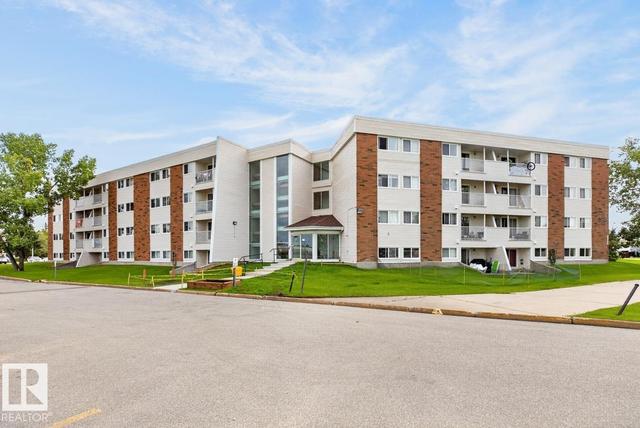 #5 11265 31 AV NW  Edmonton, AB T6J 3V7