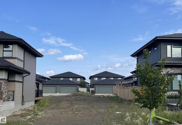 4537 Knight Wynd SW  Edmonton, AB T6W 4B7