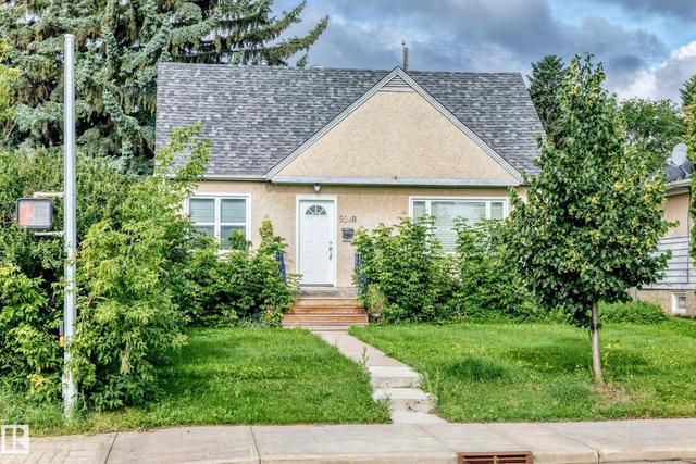 9240 85 Street NW  Edmonton, AB T6C 3C7