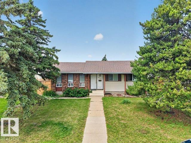 6230 36A Avenue NW  Edmonton, AB T6L 1H9
