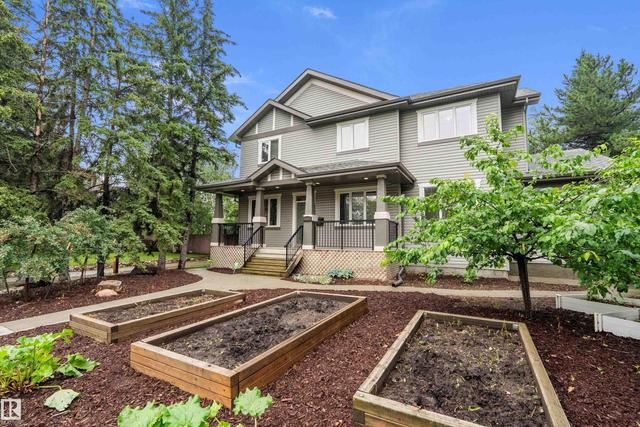 11203 72 Avenue NW  Edmonton, AB T6G 0B4