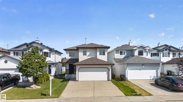 1816 36 Avenue NW  Edmonton, AB T6T 1S8