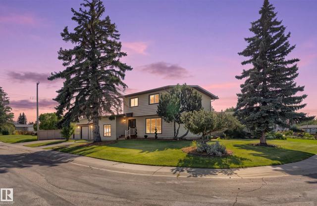 9328 168 Street NW  Edmonton, AB T5R 2W3
