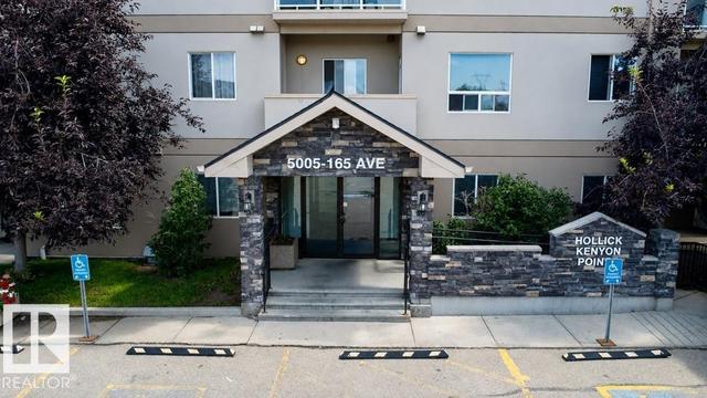 #213 5005 165 AV NW NW  Edmonton, AB T5Y 0L8