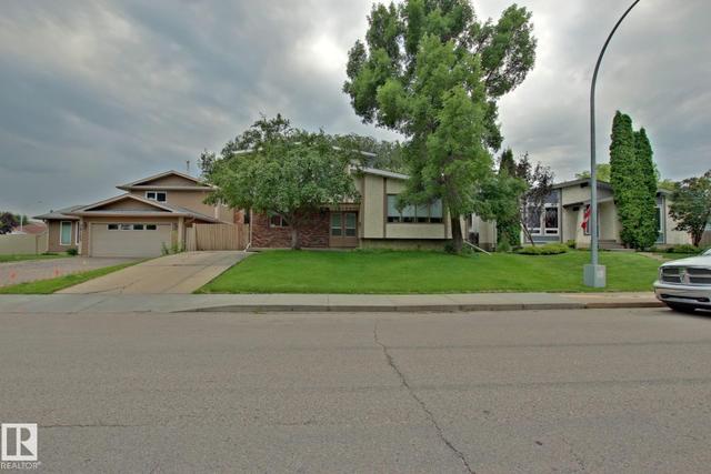 18107 89 Avenue NW  Edmonton, AB T5T 0Z7