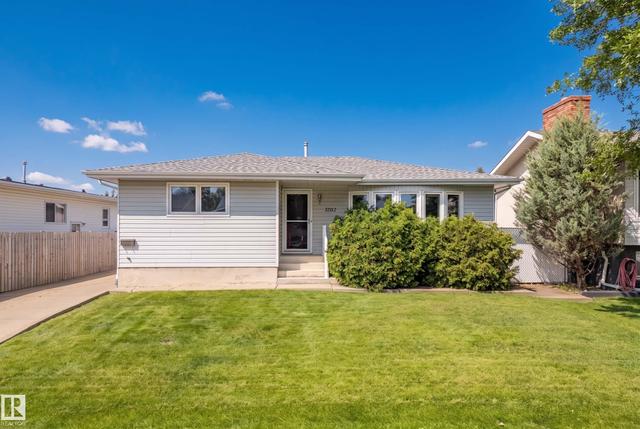 17312 105 Street NW  Edmonton, AB T5X 3H4