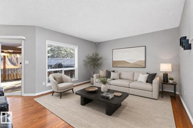 #123 215 BLACKBURN DR E SW  Edmonton, AB T6W 1B9