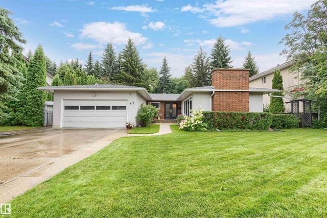 7 QUESNELL Crescent NW  Edmonton, AB T5R 5N8