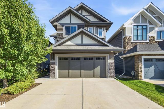 3741 KIDD Crescent SW  Edmonton, AB T6W 2R1