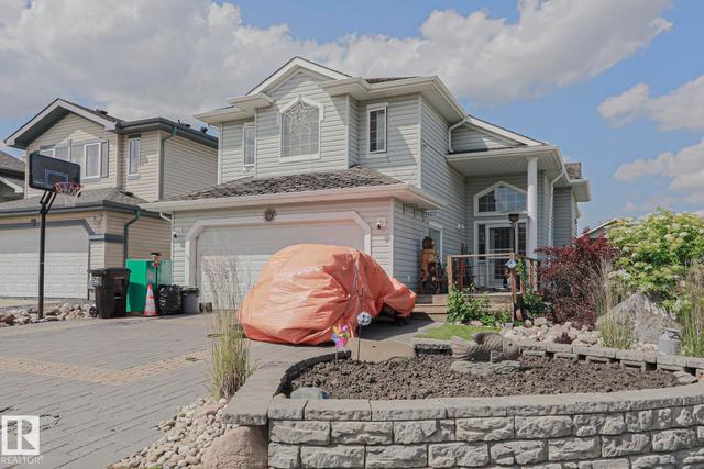 4506 154 Avenue NW  Edmonton, AB T5Y 3H3