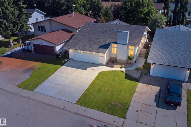 3515 20 Ave NW  Edmonton, AB T6L 3E2