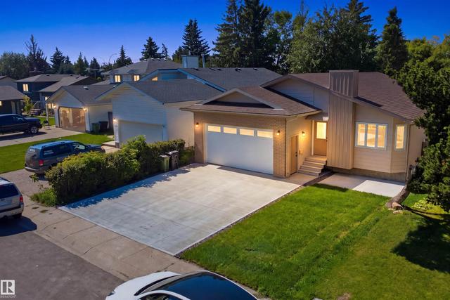 1720 49 A Street NW  Edmonton, AB T6L 3K6