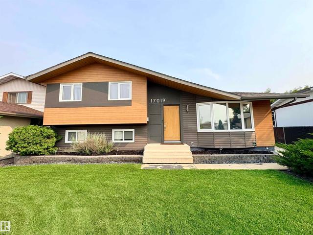 17019 108 Street NW  Edmonton, AB T5Z 3C3
