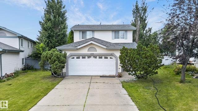 12724 148 Avenue NW  Edmonton, AB T6V 1C4