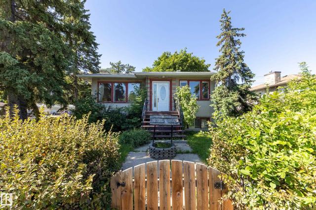 12202 127 Street NW  Edmonton, AB T5L 0Z4