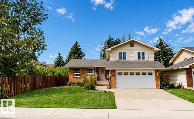 76 Gariepy Crescent NW  Edmonton, AB T6M 1A1