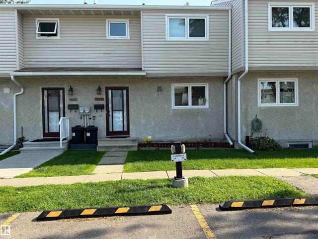 5645 137 Avenue NW  Edmonton, AB T5A 2H4