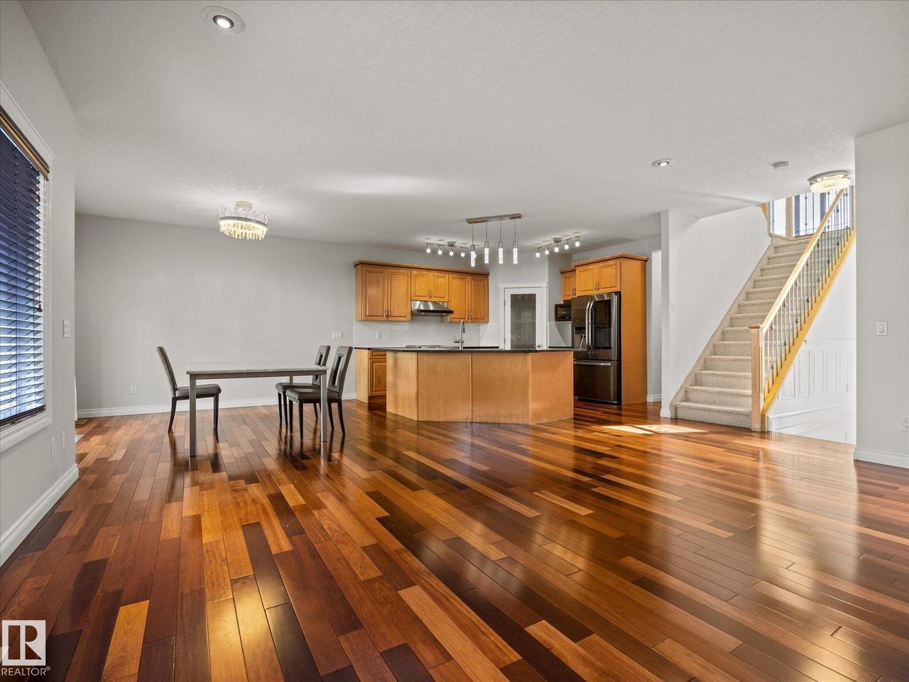 4704 160 Avenue Nw, Edmonton, AB - Indoor