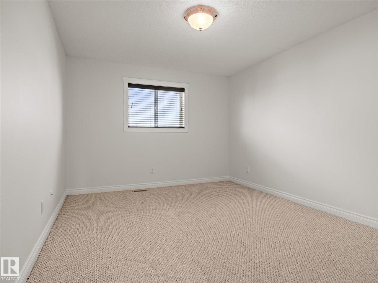 4704 160 Avenue Nw, Edmonton, AB - Indoor Photo Showing Other Room