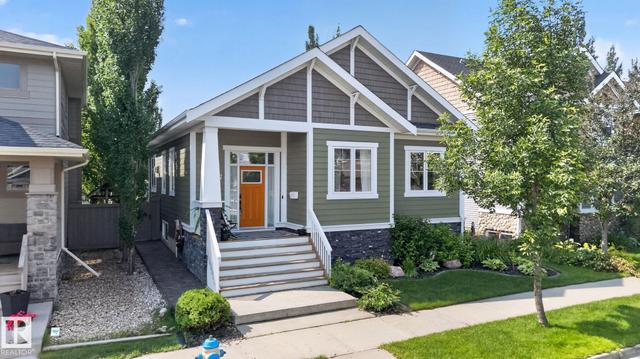 2327 FREZENBERG Avenue NW  Edmonton, AB T5E 4Z1