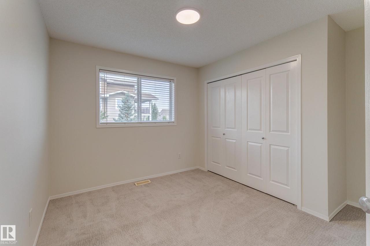 9145 Scott Crescent Nw, Edmonton, AB - Indoor Photo Showing Other Room