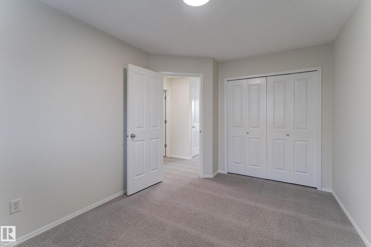 9145 Scott Crescent Nw, Edmonton, AB - Indoor