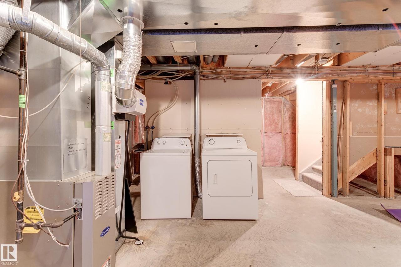 9145 Scott Crescent Nw, Edmonton, AB - Indoor Photo Showing Laundry Room
