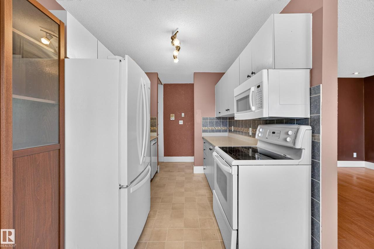 #7 13450 Fort Rd Nw, Edmonton, AB - Indoor