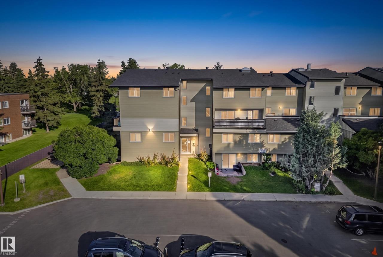 #7 13450 Fort Rd Nw, Edmonton, AB - Outdoor