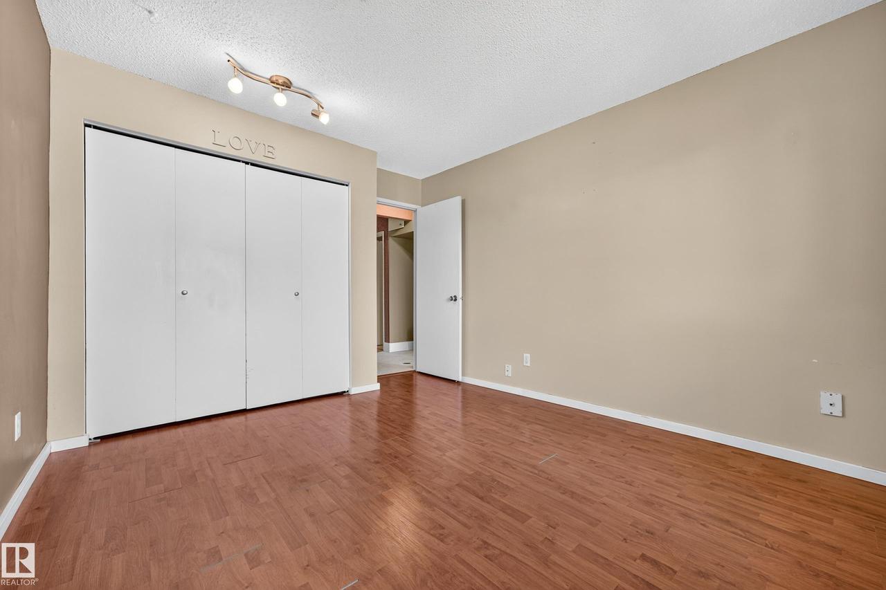 #7 13450 Fort Rd Nw, Edmonton, AB - Indoor Photo Showing Other Room