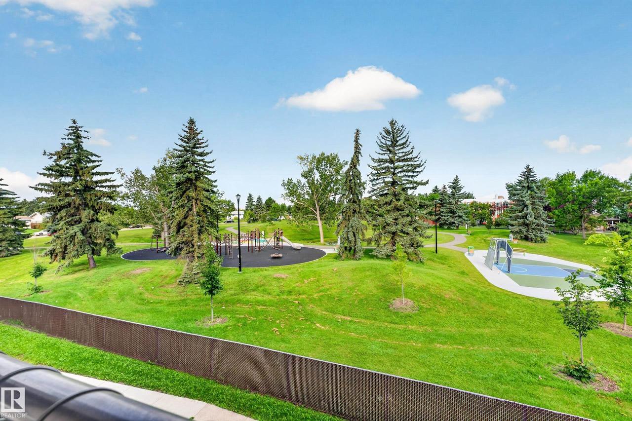 #7 13450 Fort Rd Nw, Edmonton, AB - Outdoor With Backyard