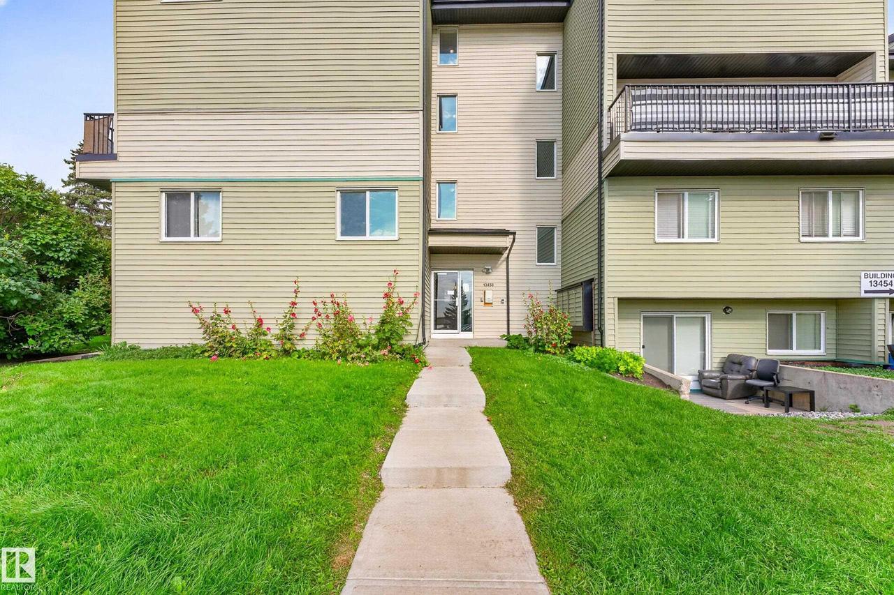 #7 13450 Fort Rd Nw, Edmonton, AB - Outdoor