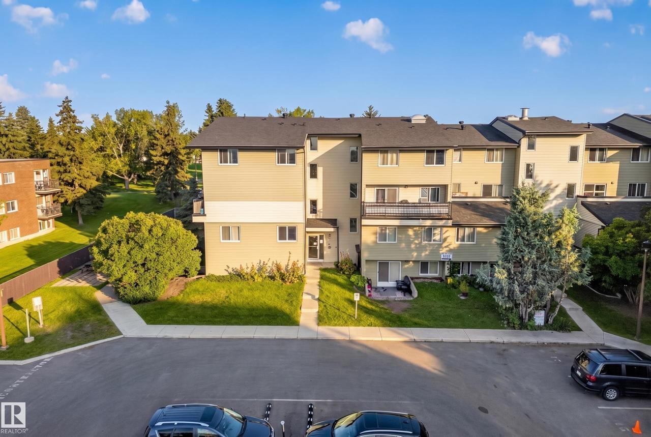 #7 13450 Fort Rd Nw, Edmonton, AB - Outdoor